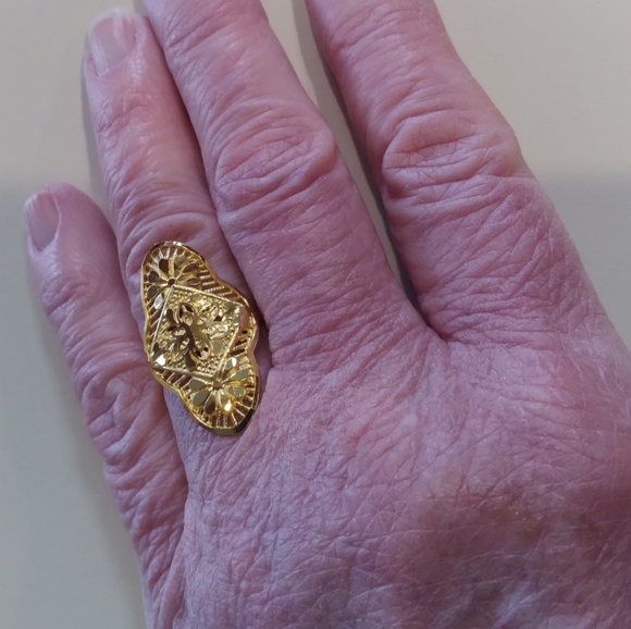 💎 #4  AMAZING DUBAI Gold Adjustable Size Shield Ring 😯 - Picture 5 of 10